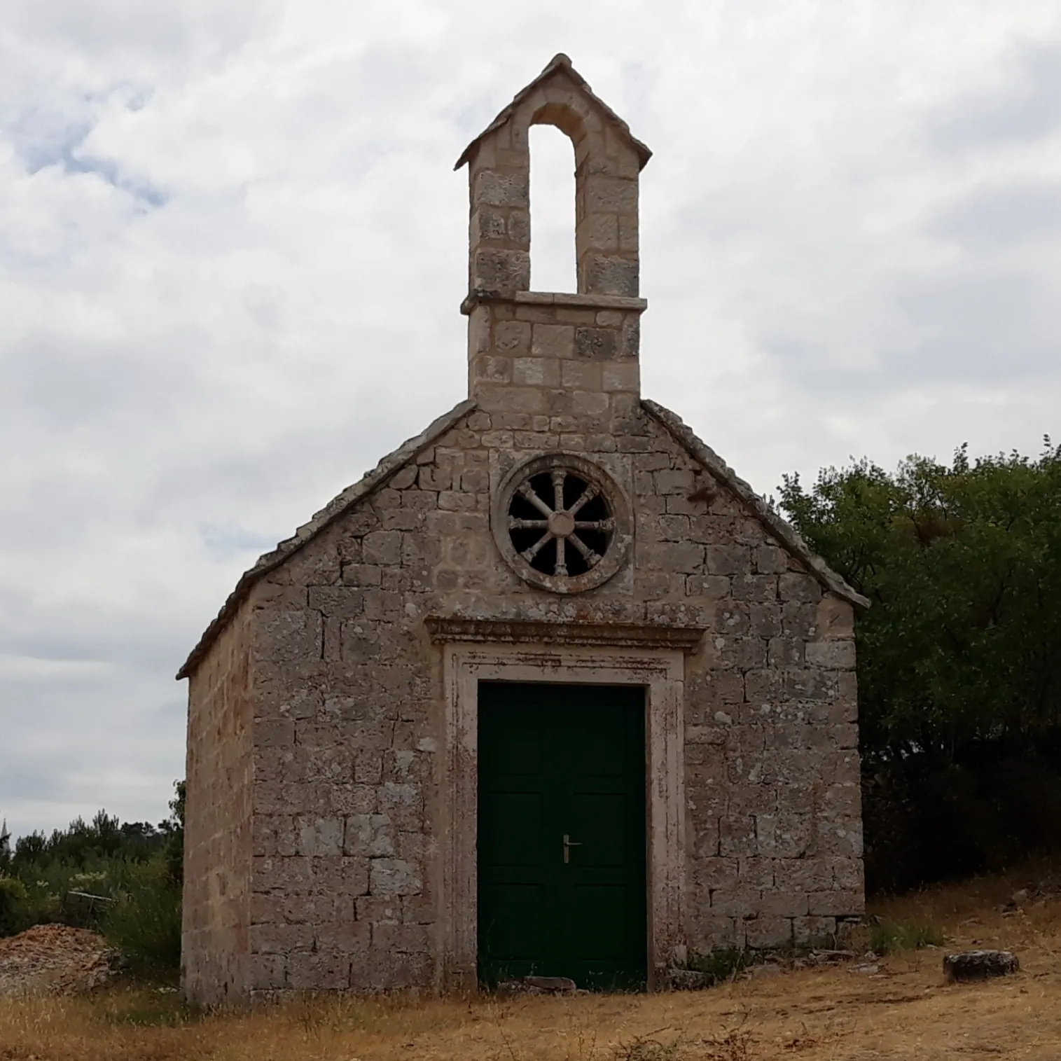 Crkva sv. Filipa i Jakova u Nerežišćima