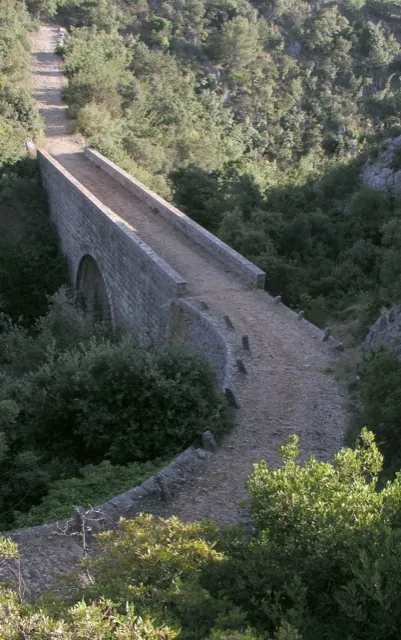 Most Franje Josipa kod Ložišća